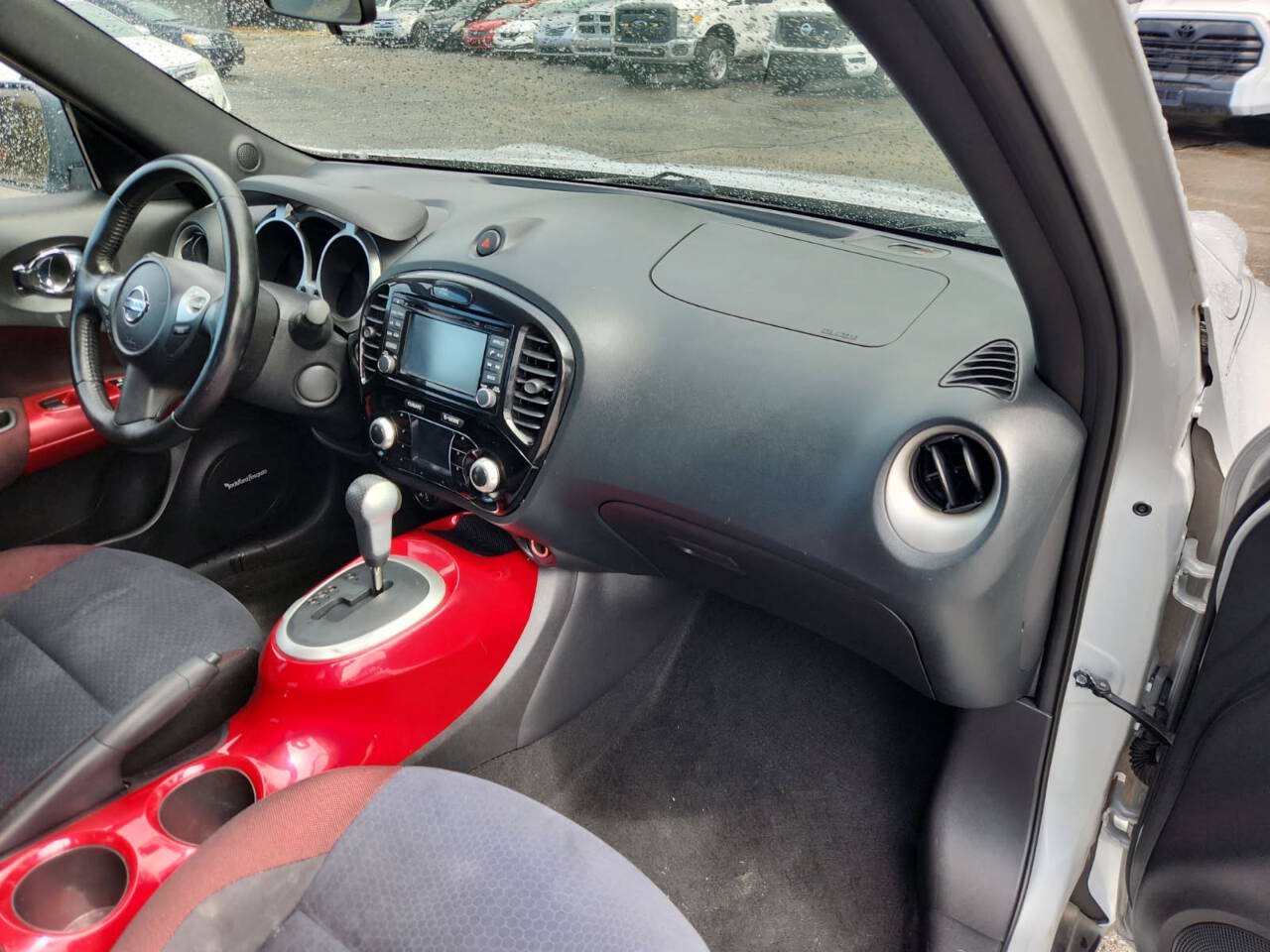 Used 2015 Nissan Juke SV w/ Technology Package FWD image 22