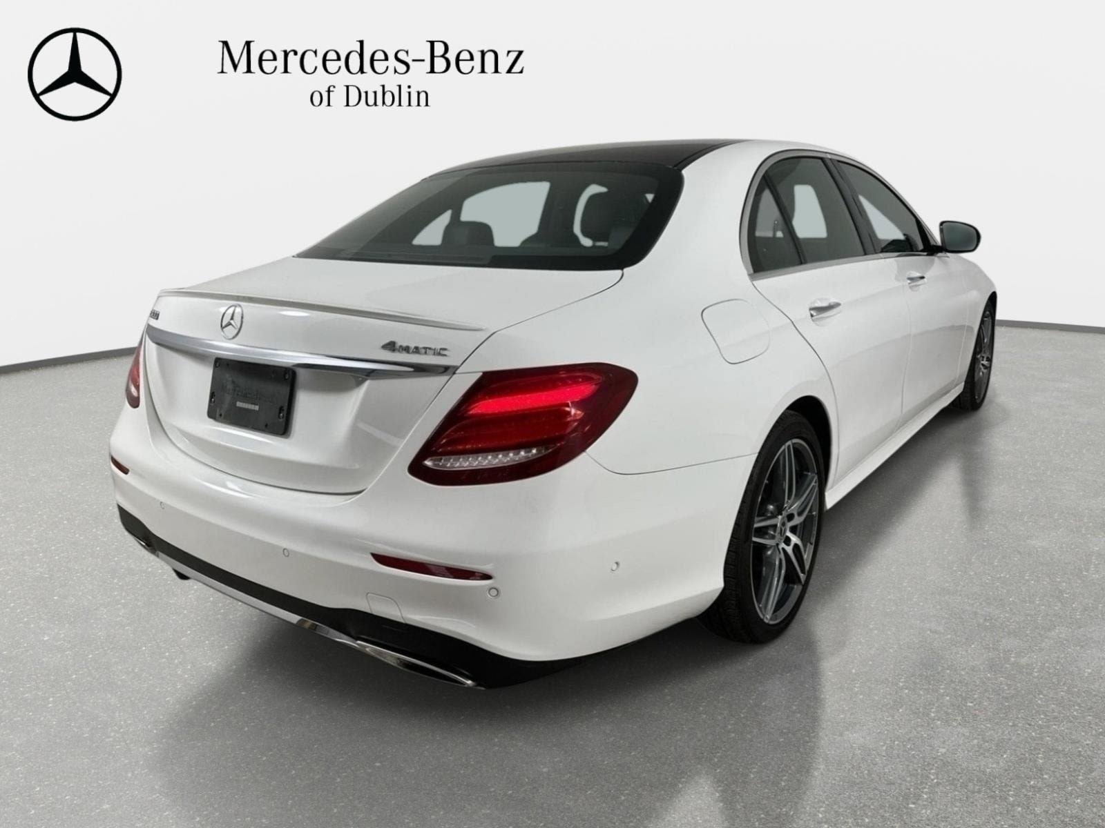 Certified 2019 Mercedes-Benz E 300 4MATIC image 11