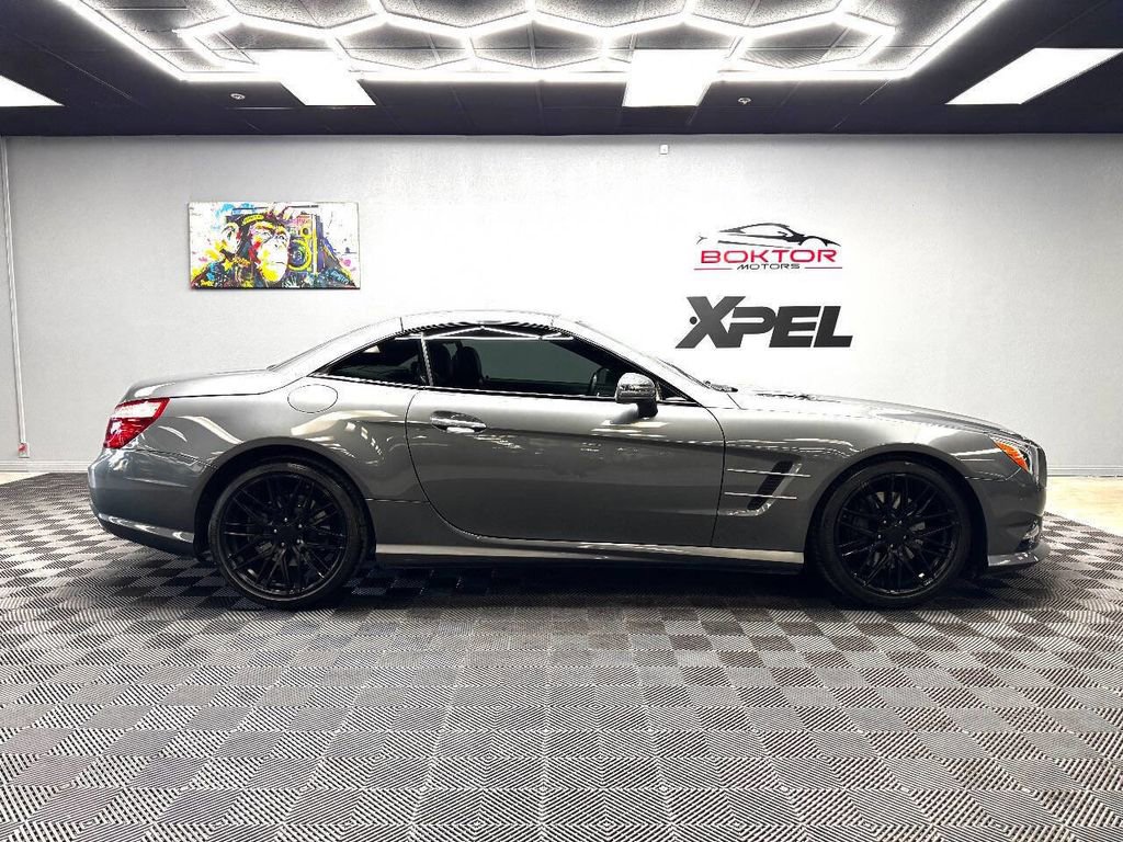 Used 2016 Mercedes-Benz SL 550 image 30