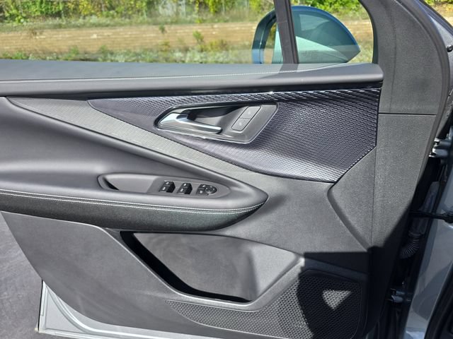 New 2025 Chevrolet Blazer EV LT AWD/4WD image 28
