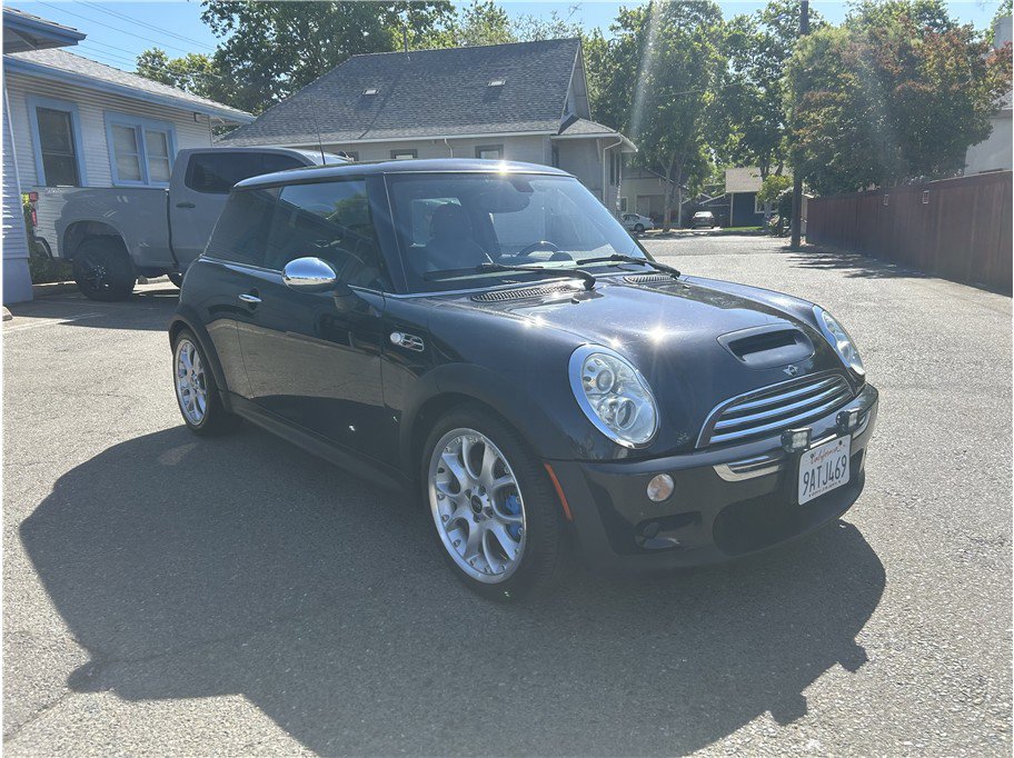Used 2006 MINI Cooper S image 1