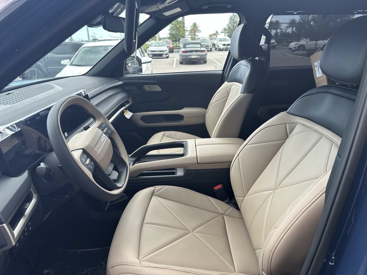 New 2027 Kia Telluride EX FWD image 2