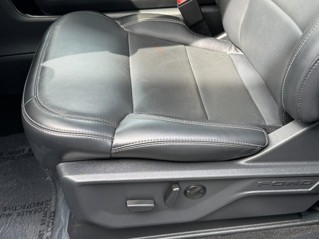 Used 2025 Ford Expedition Platinum AWD/4WD image 28