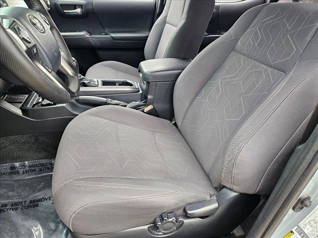 Used 2019 Toyota Tacoma TRD Off-Road AWD/4WD image 15