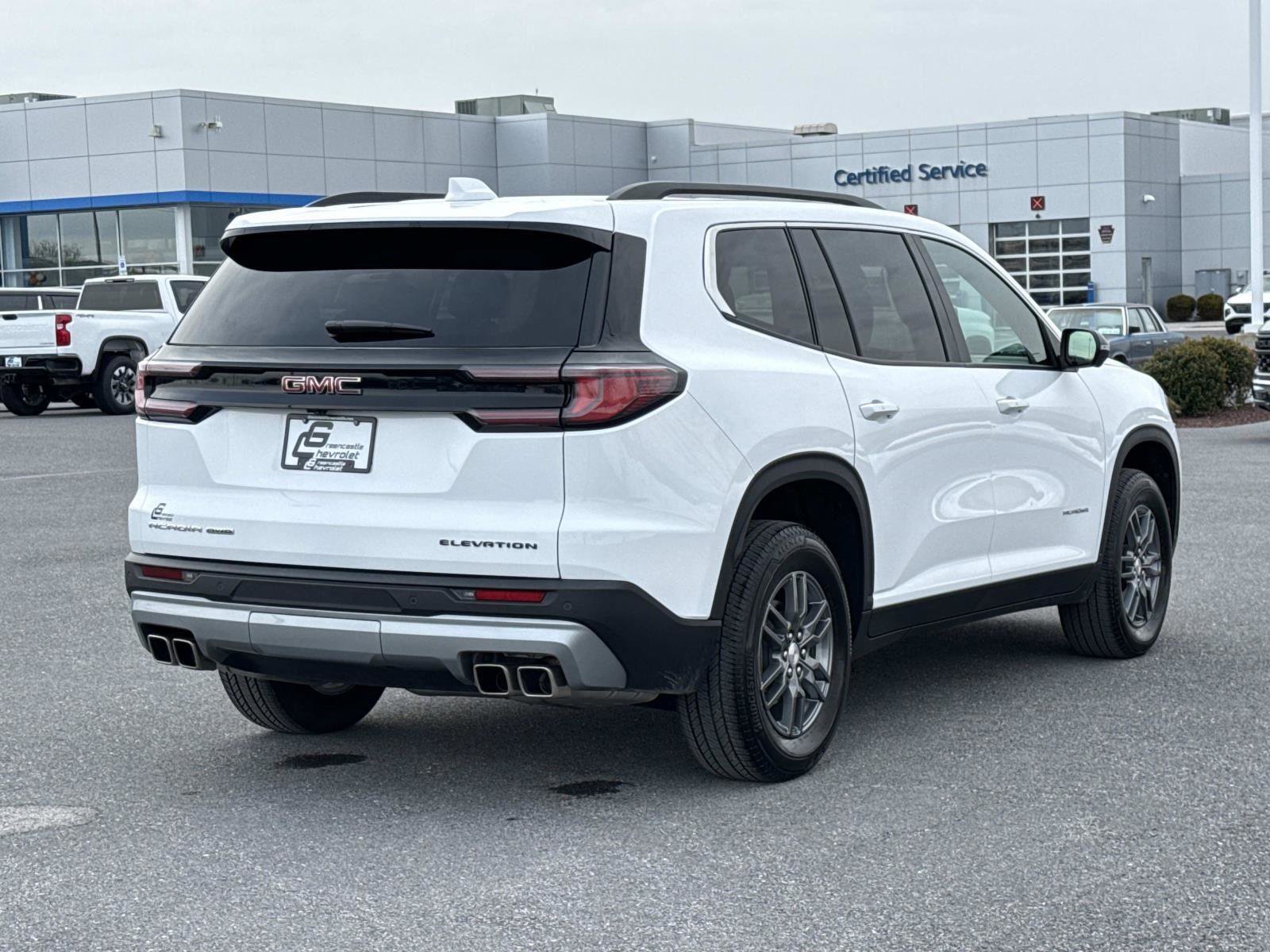 Used 2025 GMC Acadia Elevation image 24