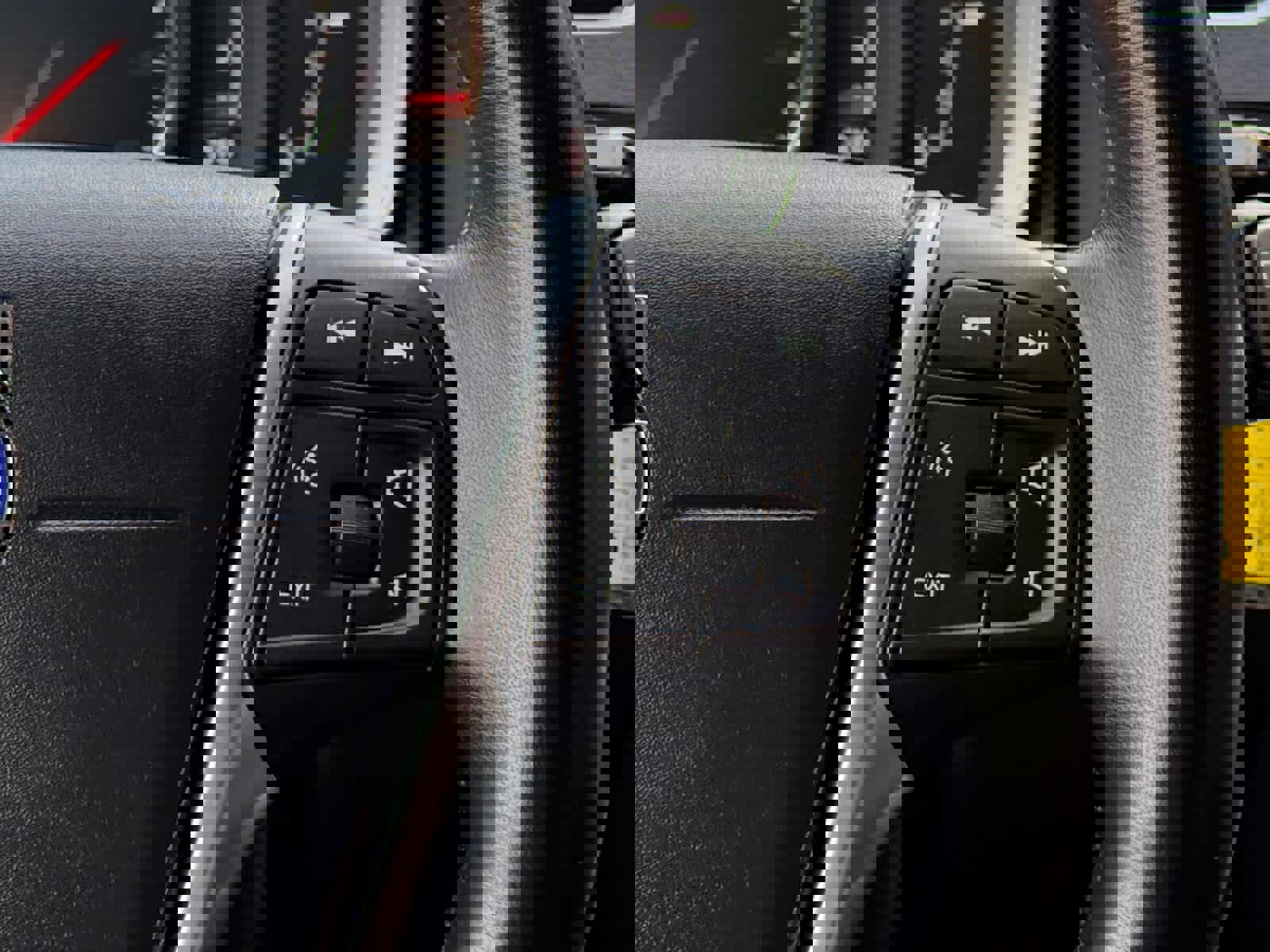 Used 2018 Volvo V60 T5 Cross Country w/ Convenience Package image 22