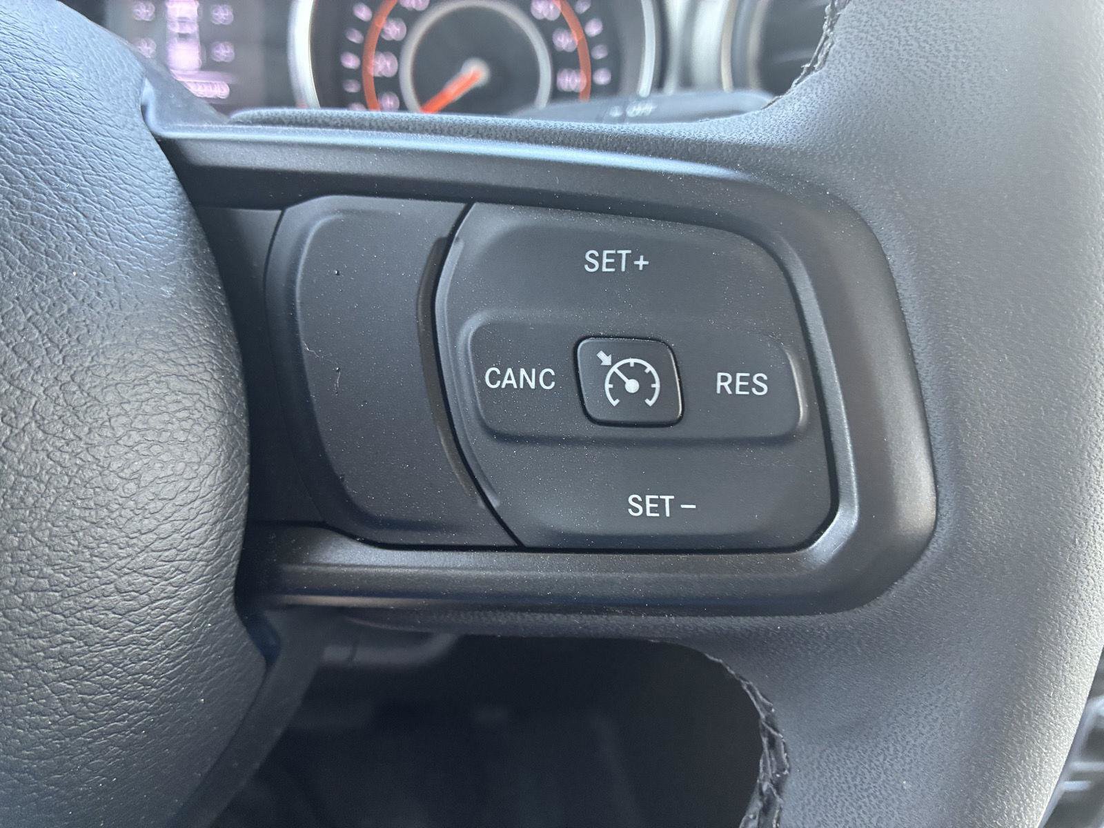 New 2023 Jeep Gladiator Sport AWD/4WD image 25