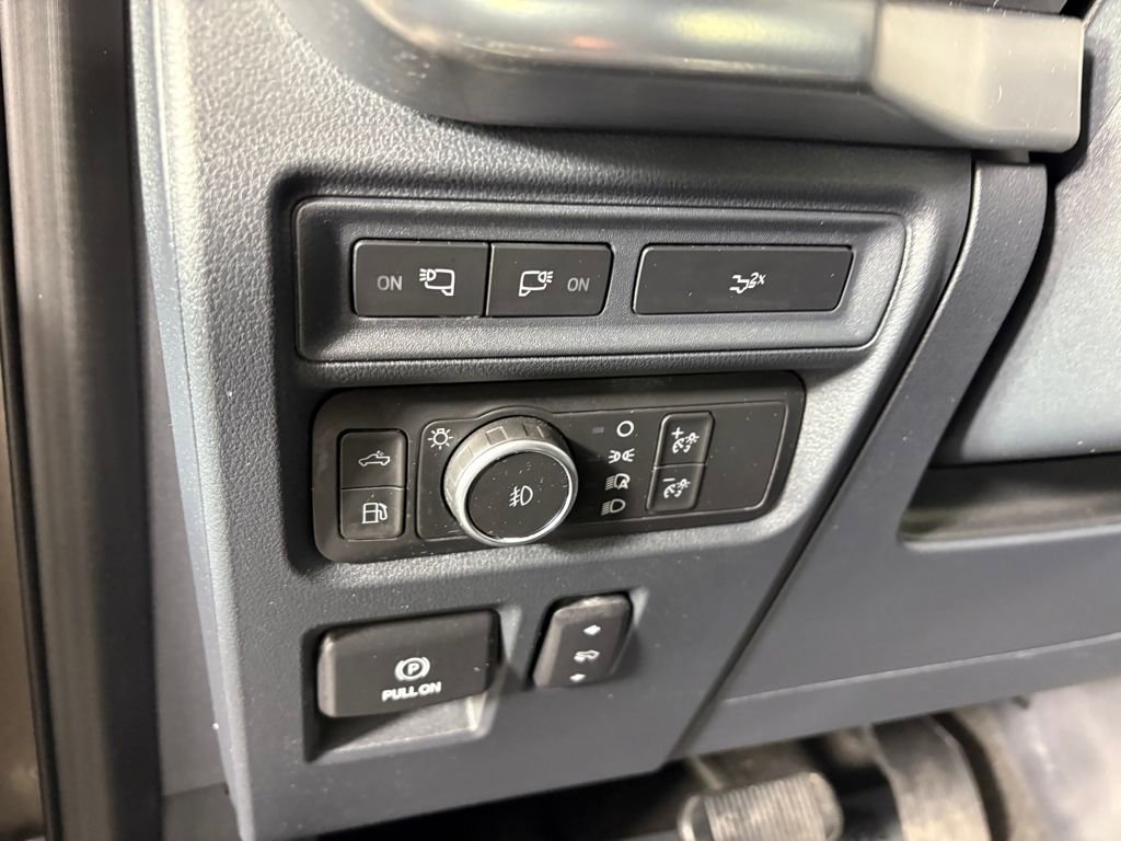 Certified 2022 Ford F150 Lariat w/ Equipment Group 502A High image 13