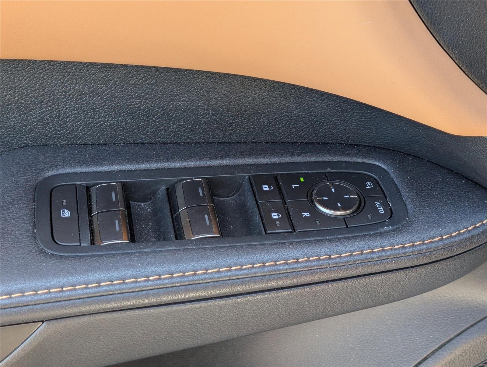 Used 2025 Lexus RX 350 Premium w/ Accessory Package image 20