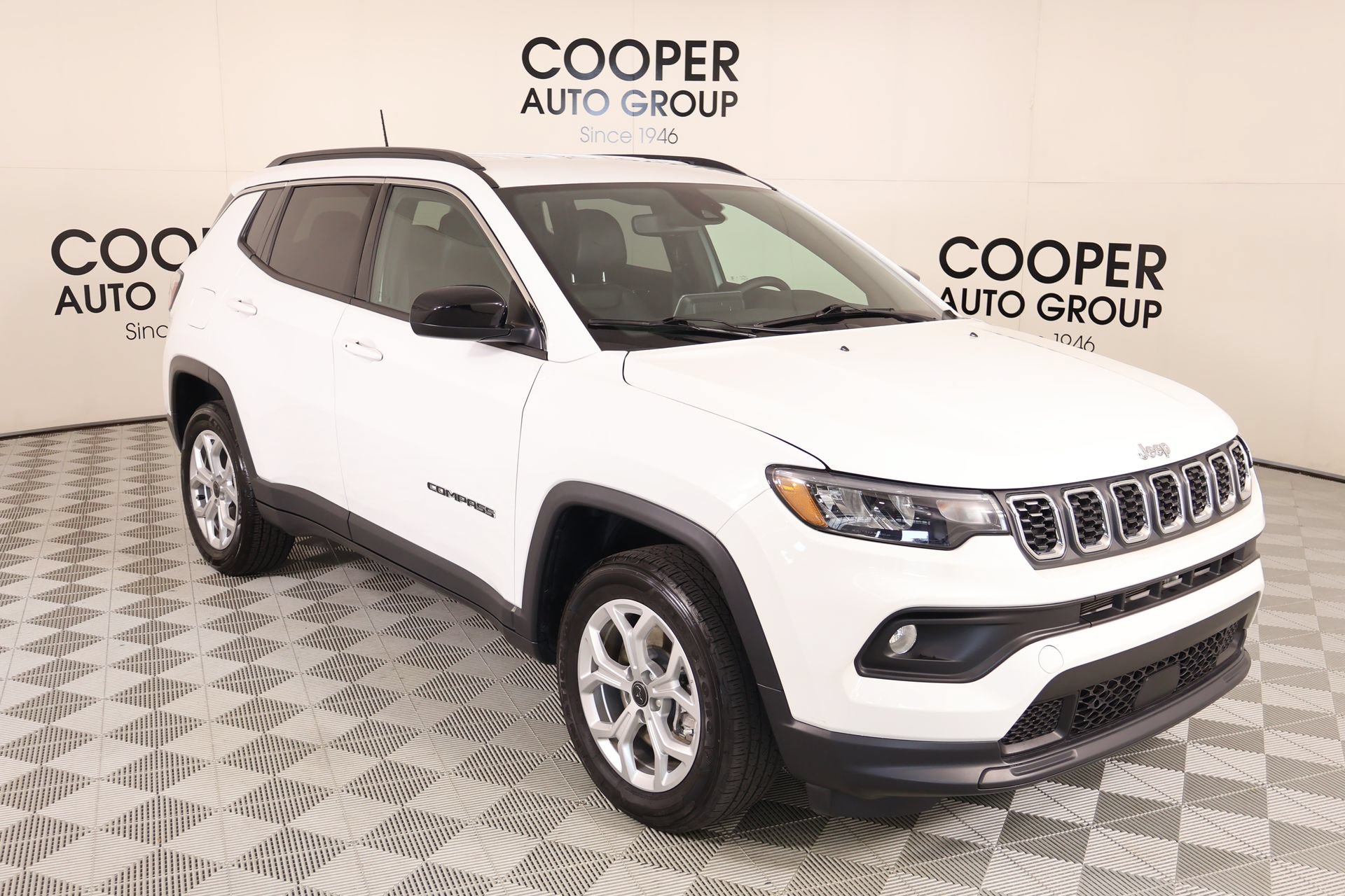 Used 2025 Jeep Compass Latitude