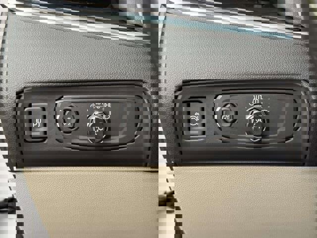 Used 2021 Buick Enclave Essence w/ Sport Touring Edition image 23