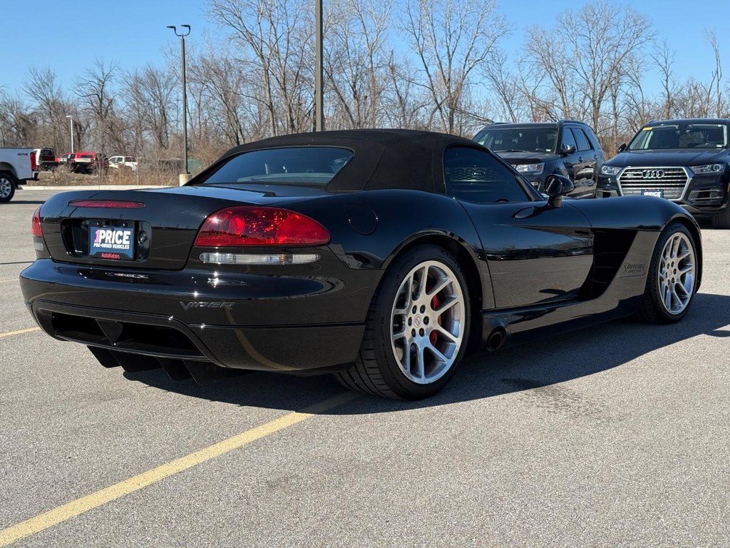 Used 2005 Dodge Viper SRT-10 image 5
