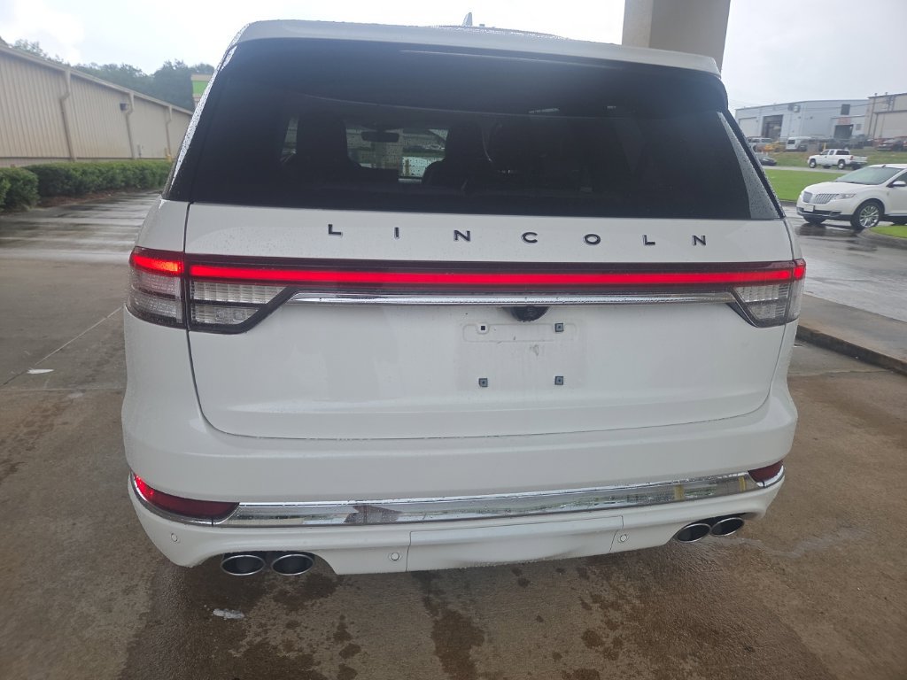 Used 2020 Lincoln Aviator Black Label Grand Touring w/ Class IV Trailer Tow Package AWD/4WD image 13