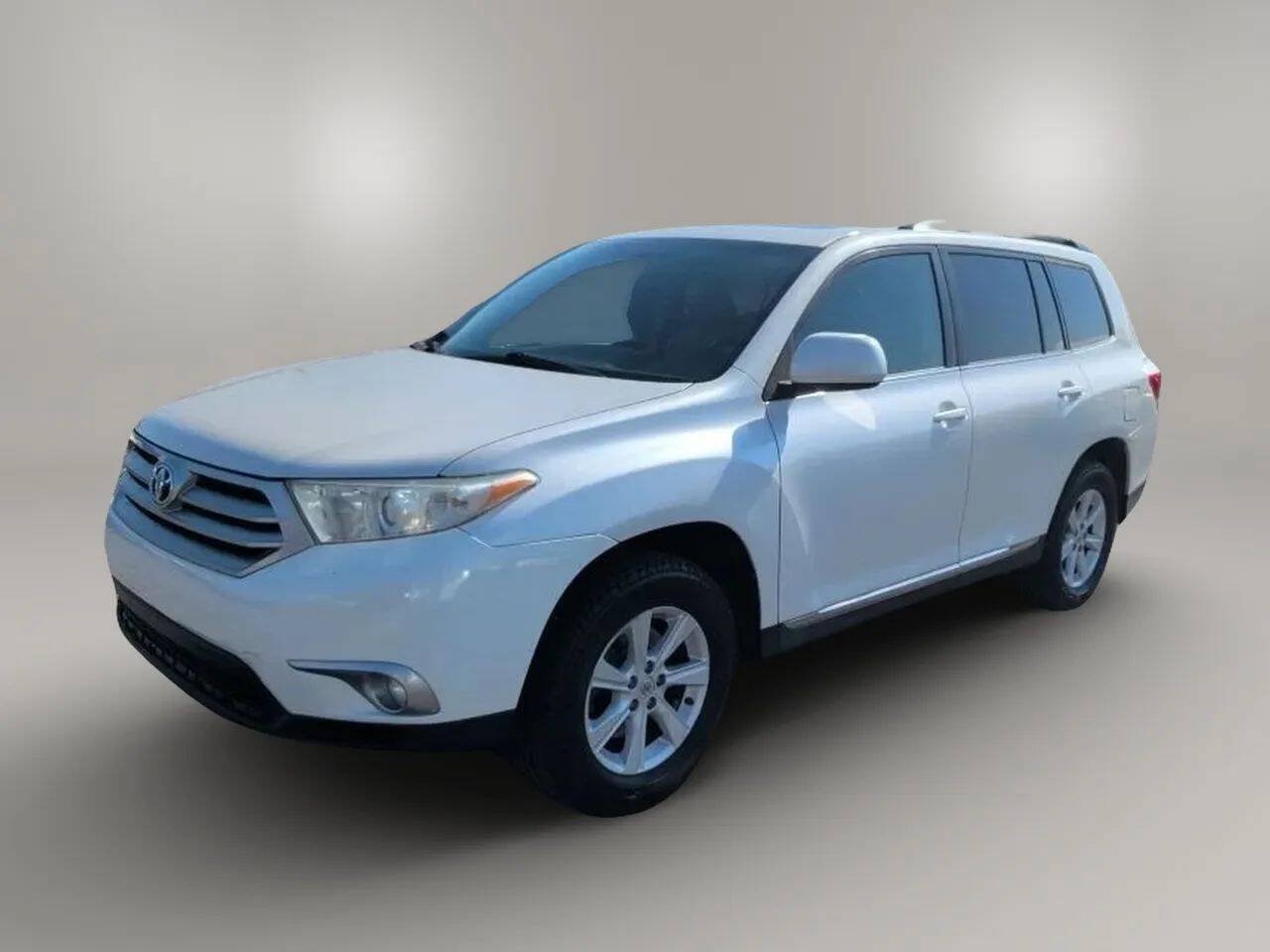 Used 2013 Toyota Highlander SE AWD/4WD image 3