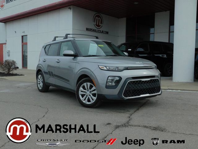 Used 2022 Kia Soul LX image 1