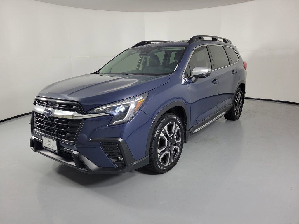 Used 2023 Subaru Ascent Limited w/ Technology Package image 2