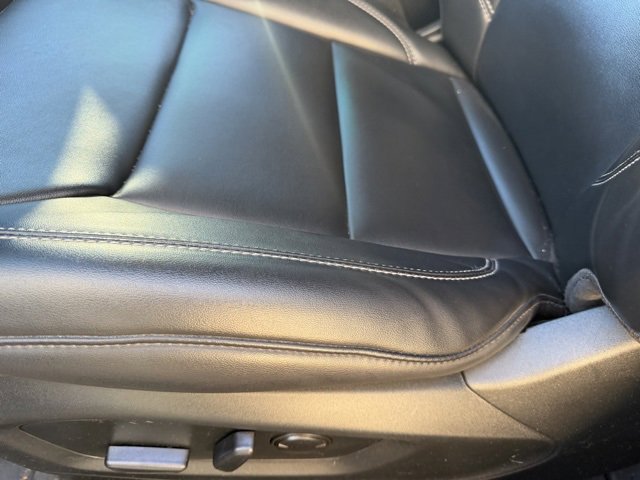 Used 2024 Ford Explorer XLT w/ Equipment Group 202A image 20