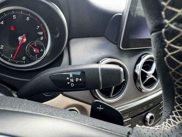 Used 2020 Mercedes-Benz GLA 250 image 23
