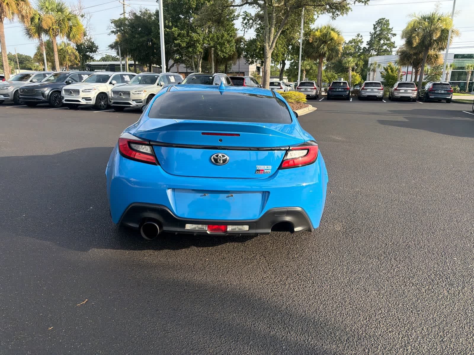 Used 2022 Toyota GR86 Premium RWD image 17