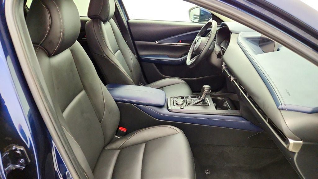 Used 2021 MAZDA CX-30 AWD 2.5 S w/ Select Package image 23