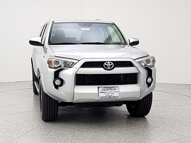 Used 2016 Toyota 4Runner SR5 AWD/4WD image 2