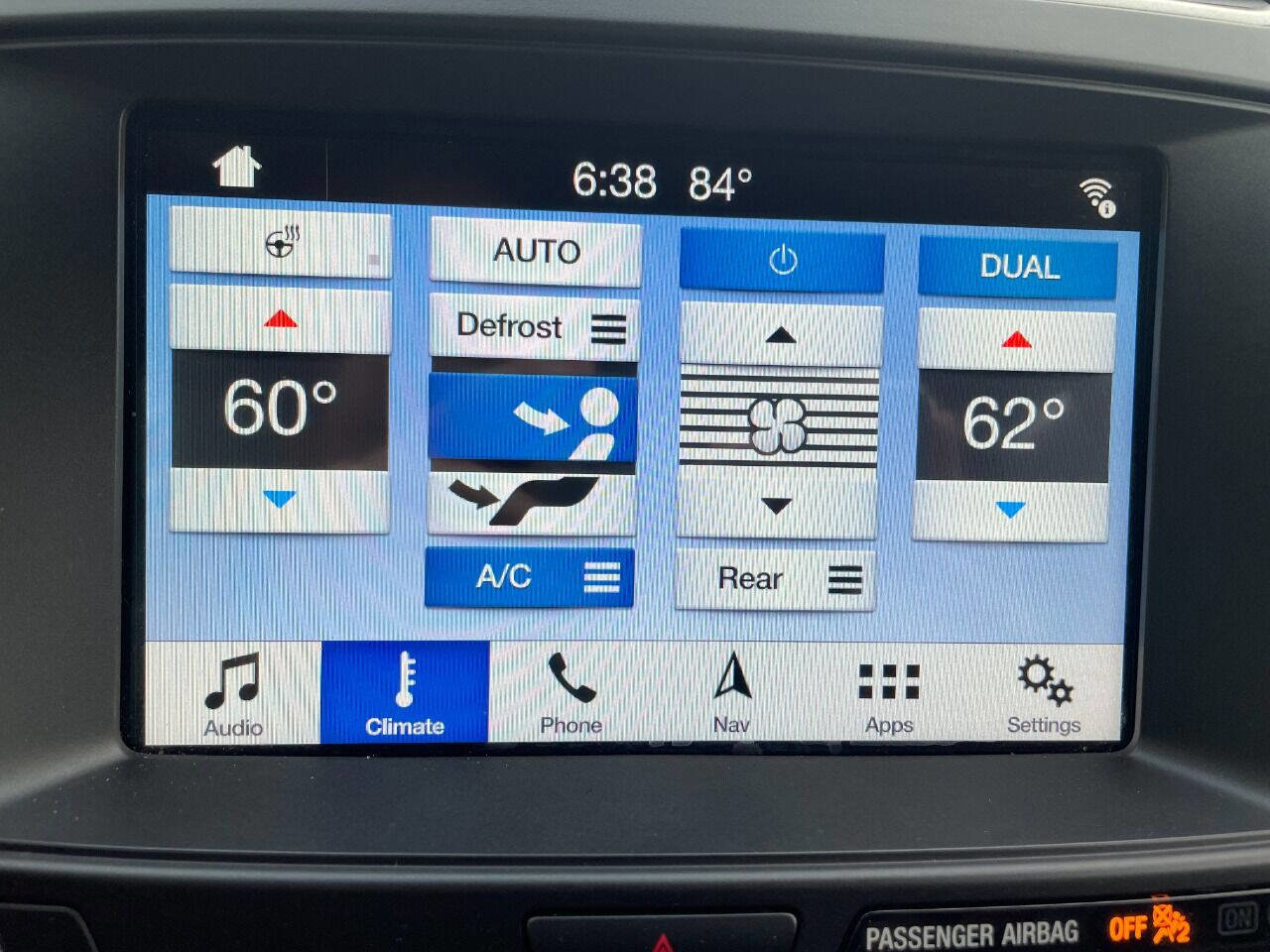 Used 2018 Ford Explorer XLT w/ Equipment Group 202A image 26