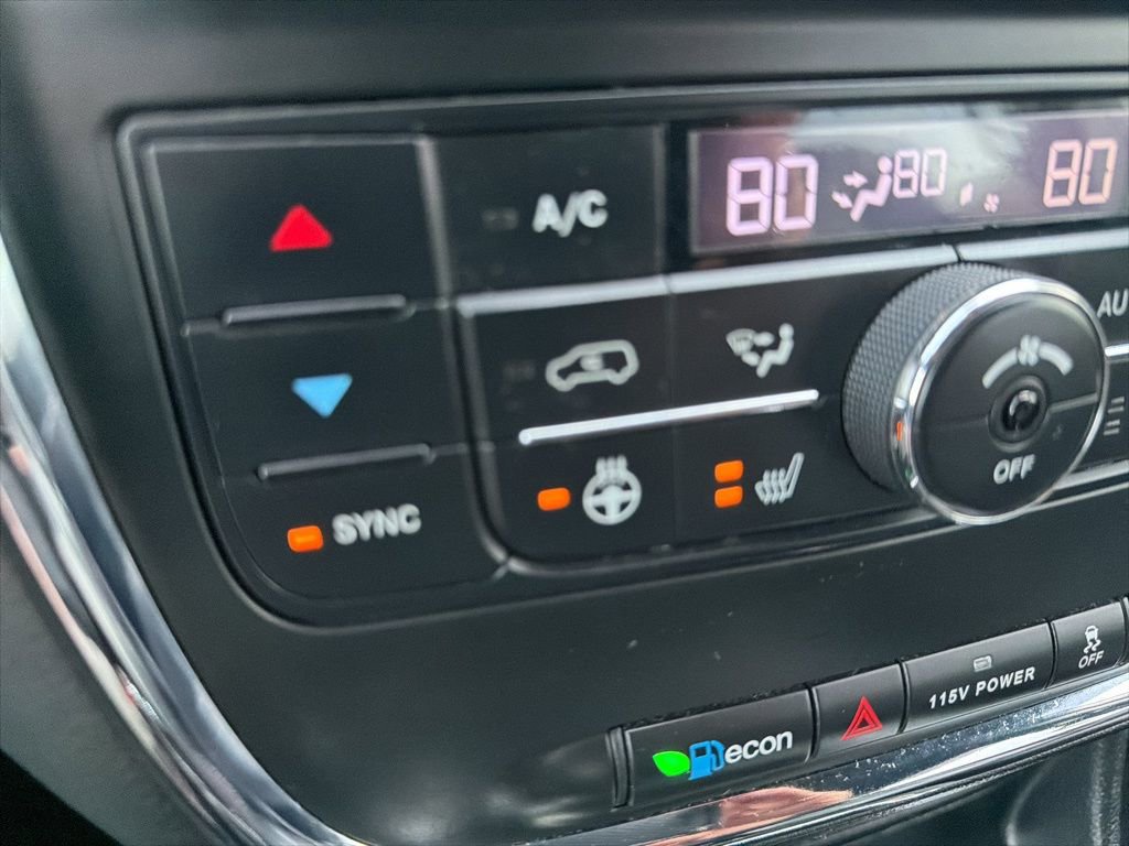 Used 2019 Dodge Grand Caravan GT image 22