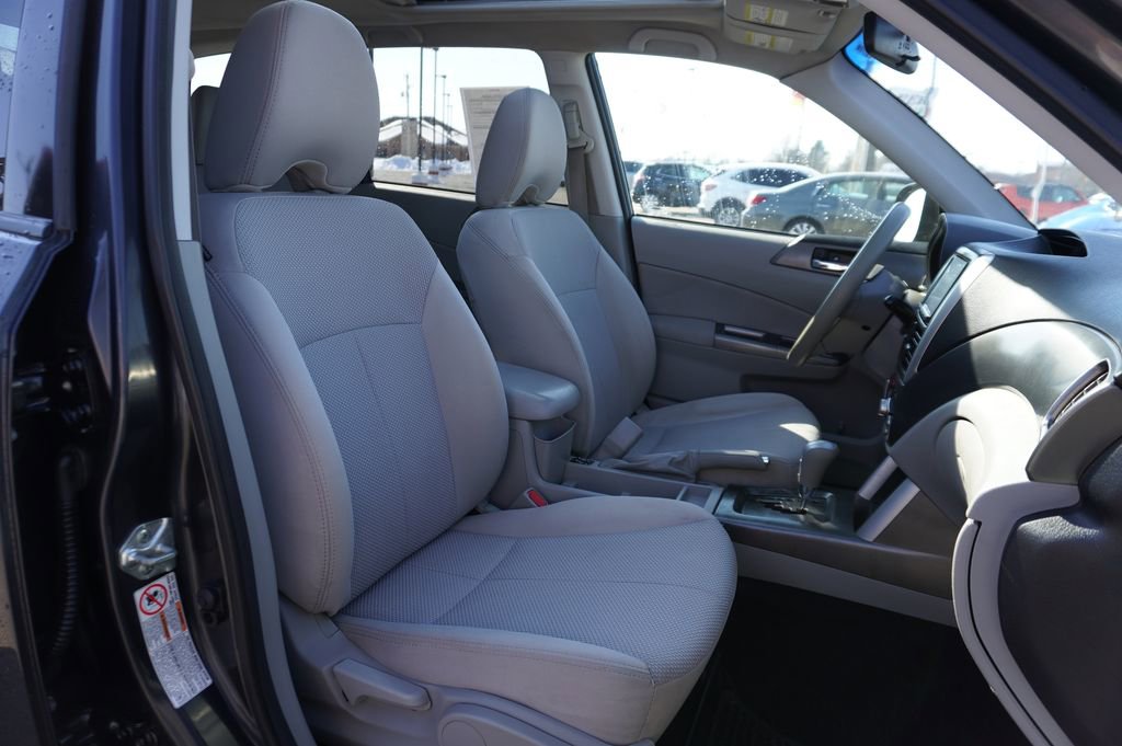 Used 2012 Subaru Forester 2.5X Premium w/ All-Weather Pkg image 29