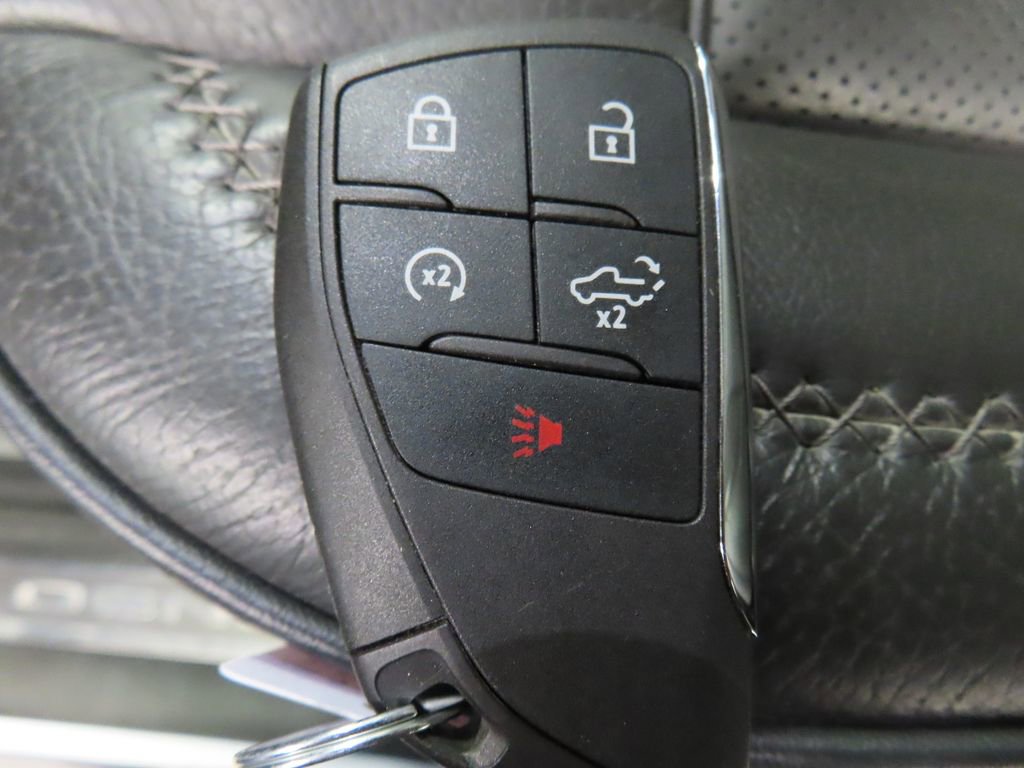 Used 2025 GMC Sierra 3500 Denali image 79