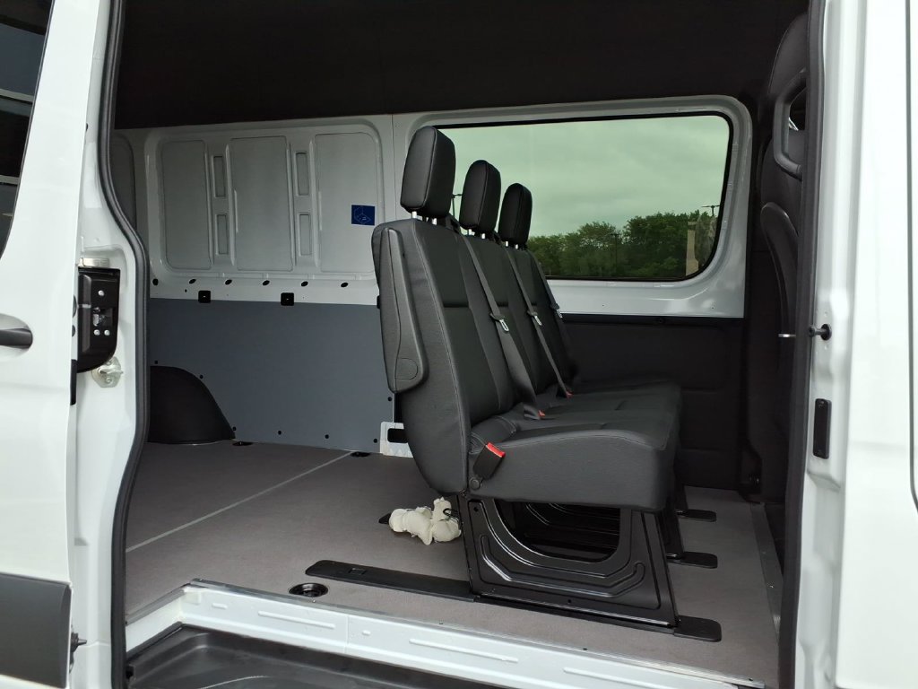 New 2026 Mercedes-Benz Sprinter 2500 image 26