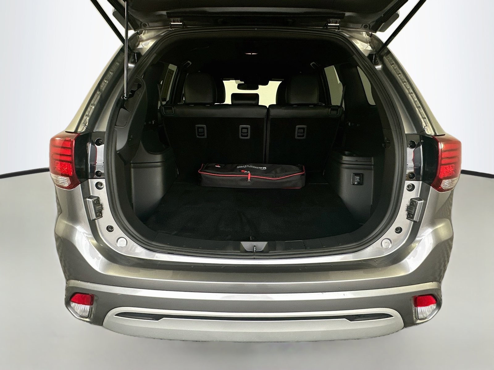 Used 2020 Mitsubishi Outlander SEL AWD/4WD image 24