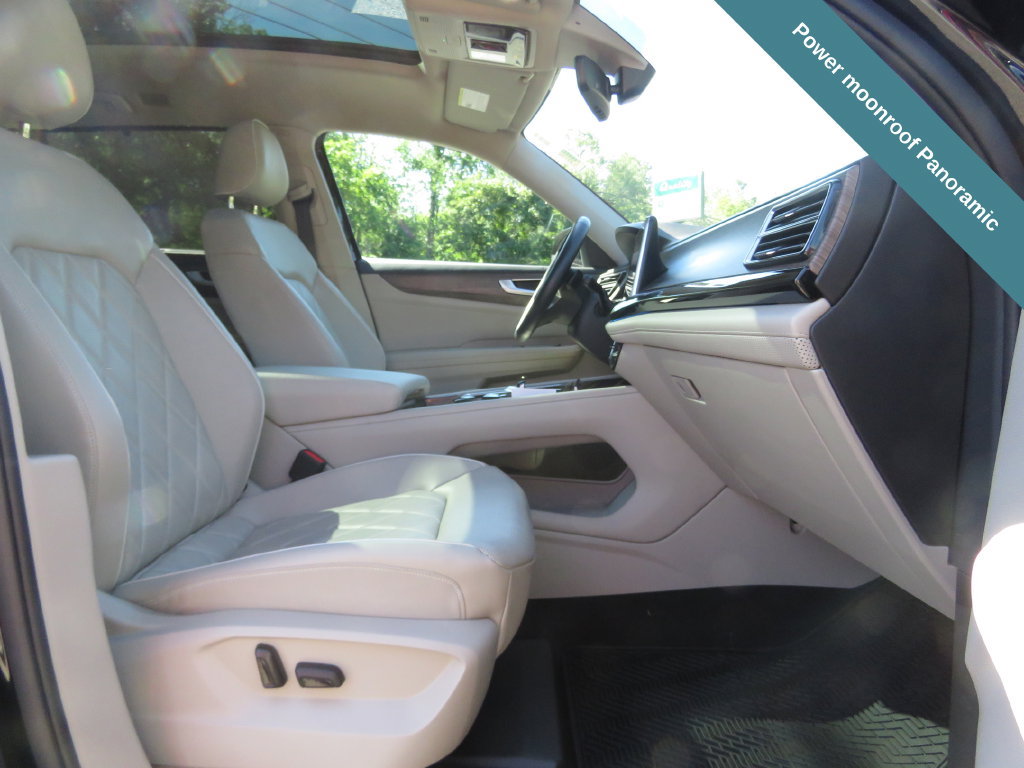 Used 2024 Volkswagen Atlas SEL Premium R-Line AWD/4WD image 13