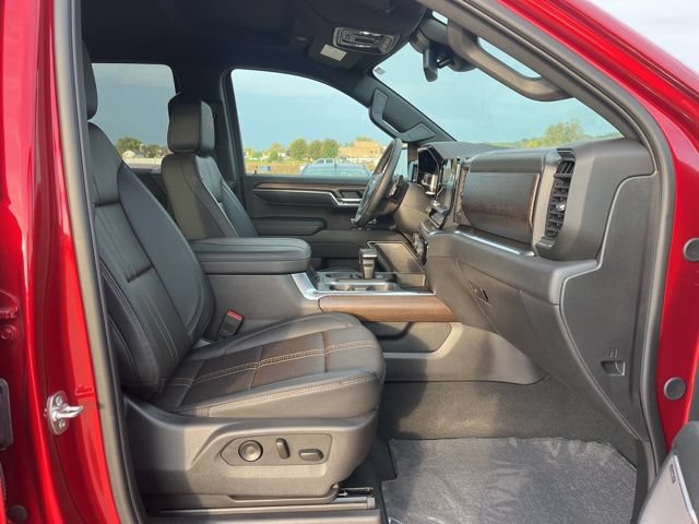 Used 2025 Chevrolet Silverado 1500 High Country AWD/4WD image 58