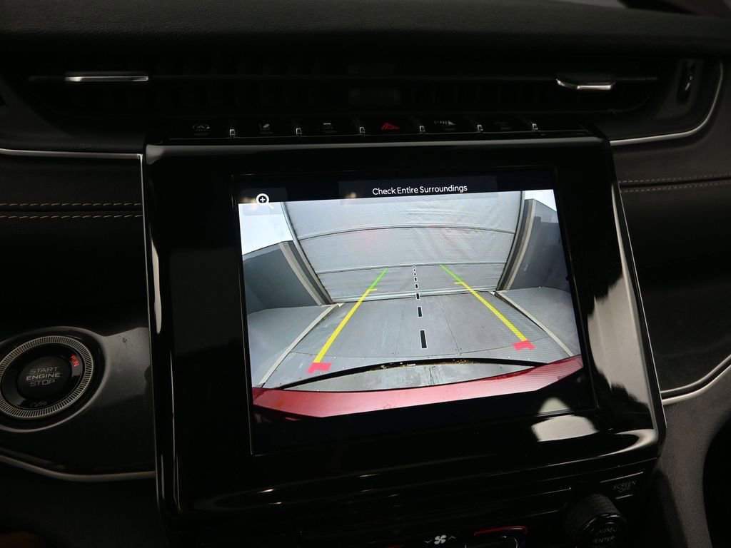 Used 2023 Jeep Grand Cherokee L Laredo image 37