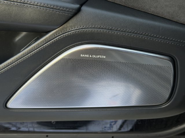 Used 2013 Audi S8 AWD/4WD image 25