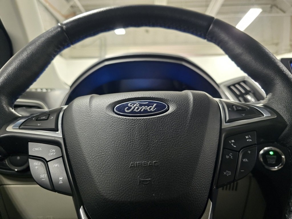Used 2022 Ford Edge Titanium w/ Equipment Group 301A image 28