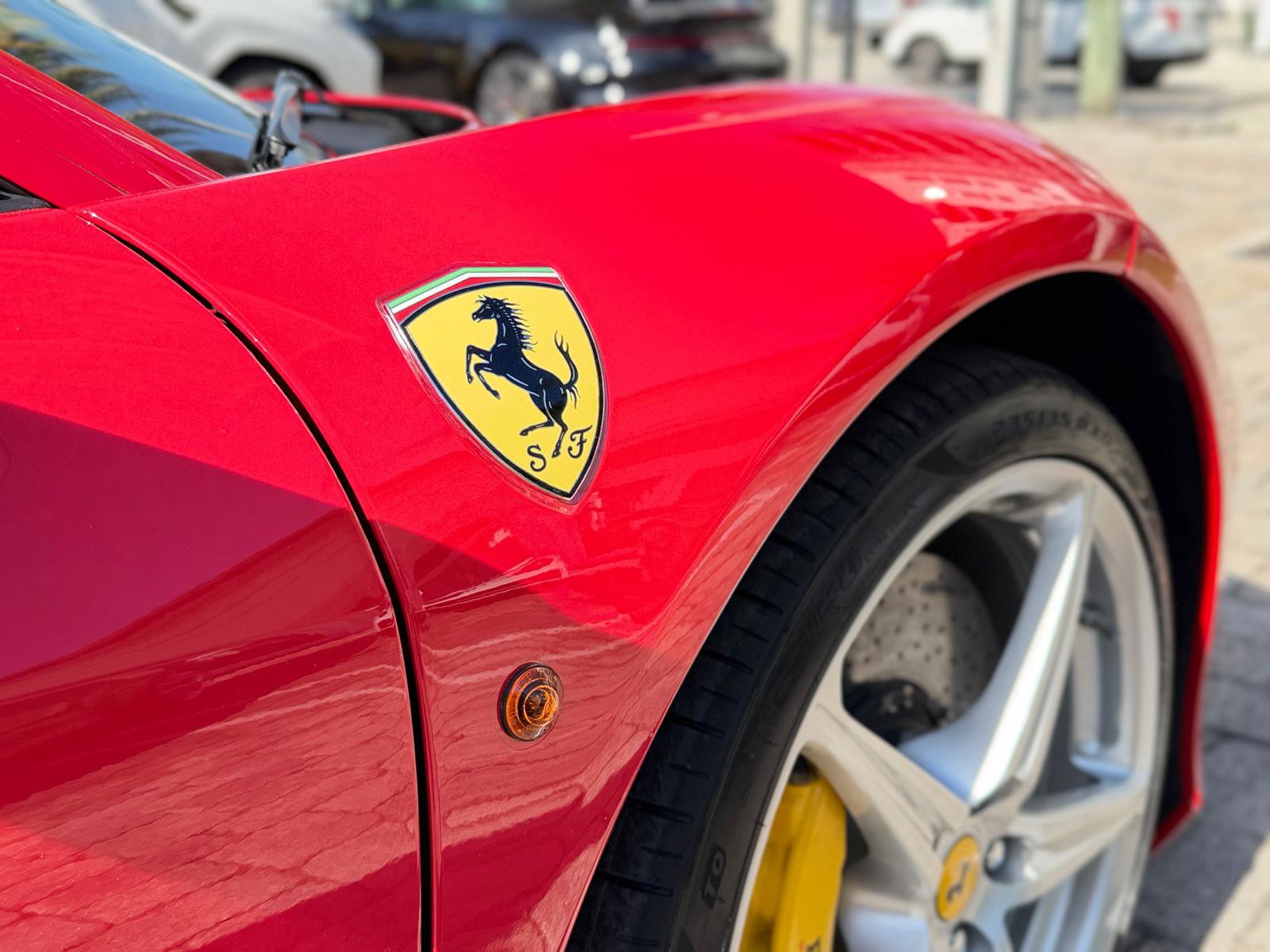 Used 2011 Ferrari 458 Italia Coupe RWD image 11