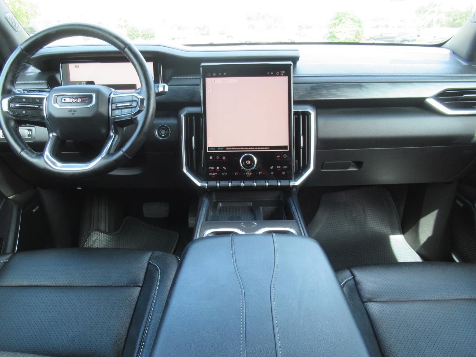 Used 2025 GMC Acadia Elevation FWD image 13