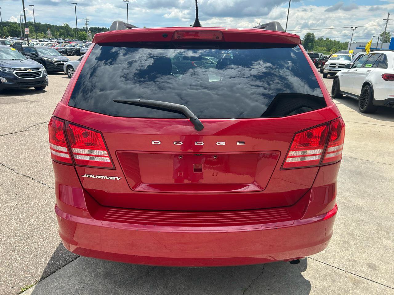Used 2018 Dodge Journey SE w/ Connectivity Group FWD image 6