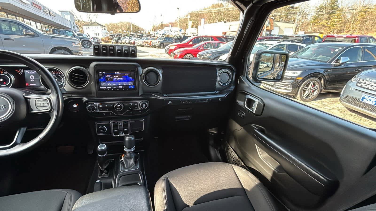 Used 2022 Jeep Wrangler Unlimited Sport image 28