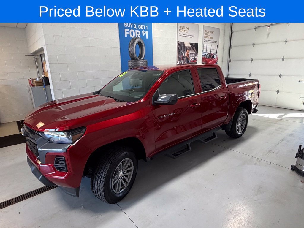Used 2025 Chevrolet Colorado LT AWD/4WD image 5