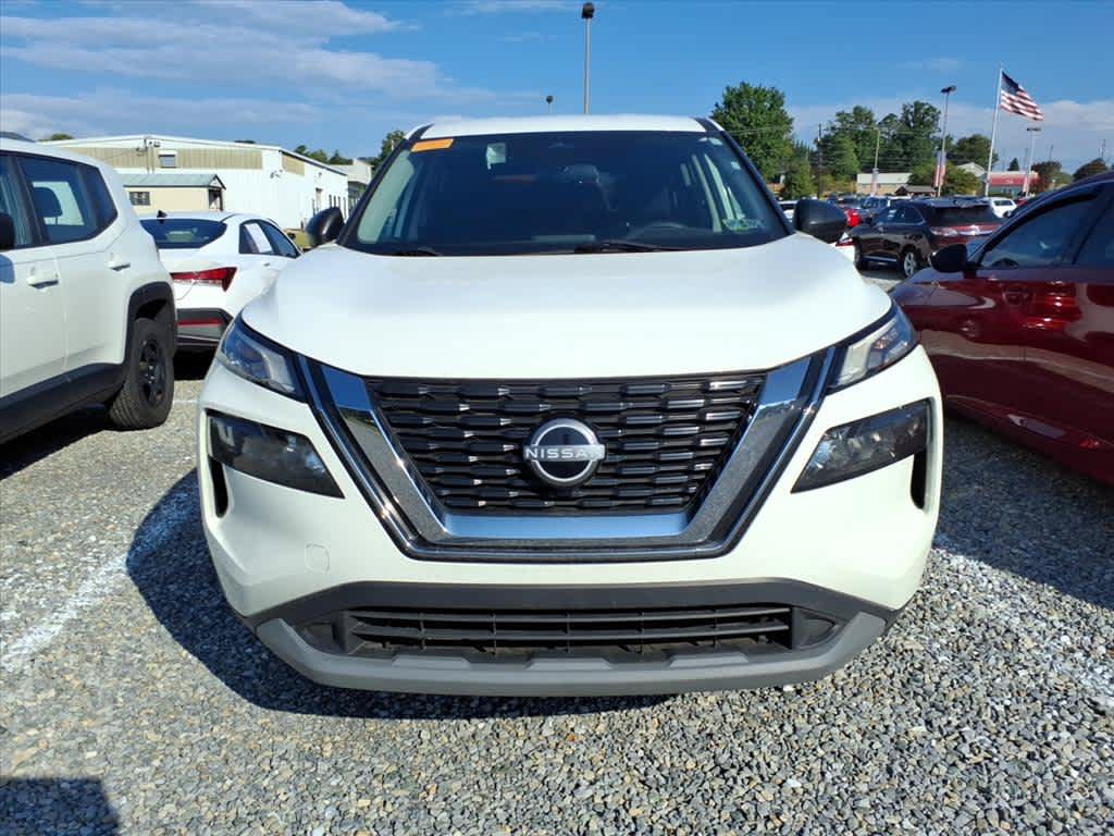 Used 2023 Nissan Rogue S AWD/4WD image 6