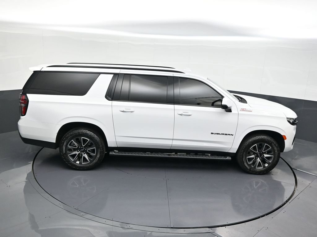 Used 2024 Chevrolet Suburban Z71 w/ Luxury Package image 22