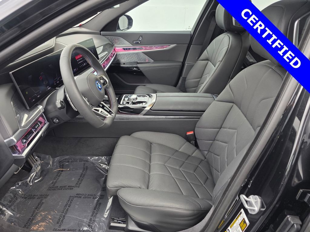 Used 2025 BMW i7 M70 w/ Executive Package image 9