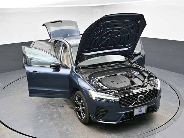 Used 2023 Volvo XC60 B5 Plus w/ Protection Package Premier image 41