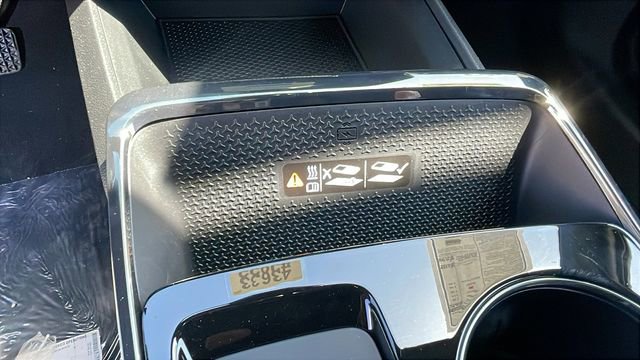 New 2026 Chevrolet Equinox RS w/ LPO, Floor Liner Package FWD image 17