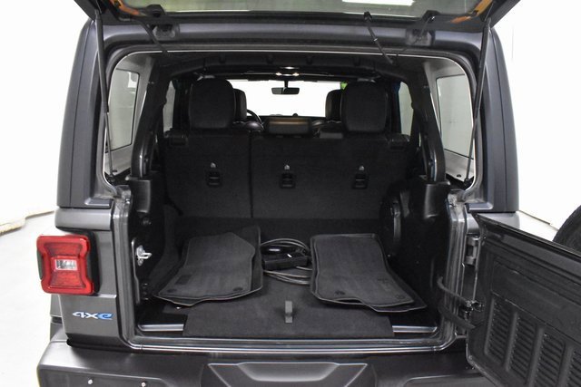 Used 2023 Jeep Wrangler Unlimited Sahara w/ Cold Weather Group image 11