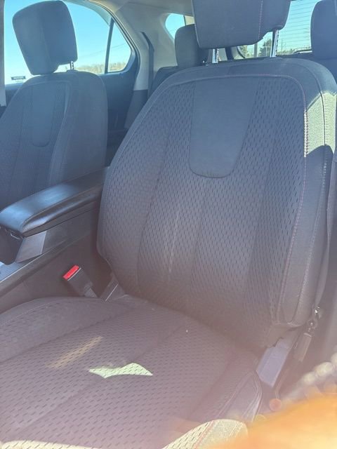 Used 2015 Chevrolet Equinox LS image 18