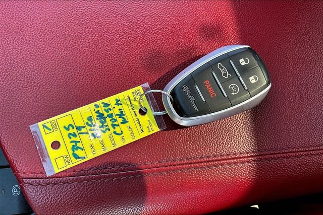 Used 2019 Alfa Romeo Stelvio w/ Nero Edizione image 35