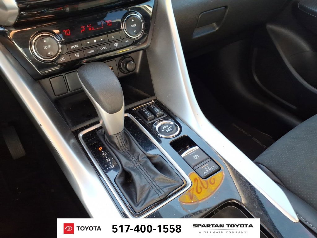 Used 2024 Mitsubishi Eclipse Cross SE AWD/4WD image 22